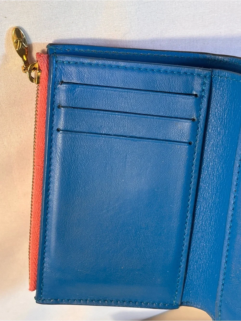 Louis Vuitton Pont 9 Compact Trifold - Picture 10 of 16